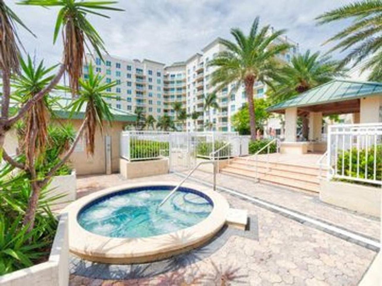 Apartment In Casa Costa Condo!Beach Pass Included Boynton Beach Eksteriør billede