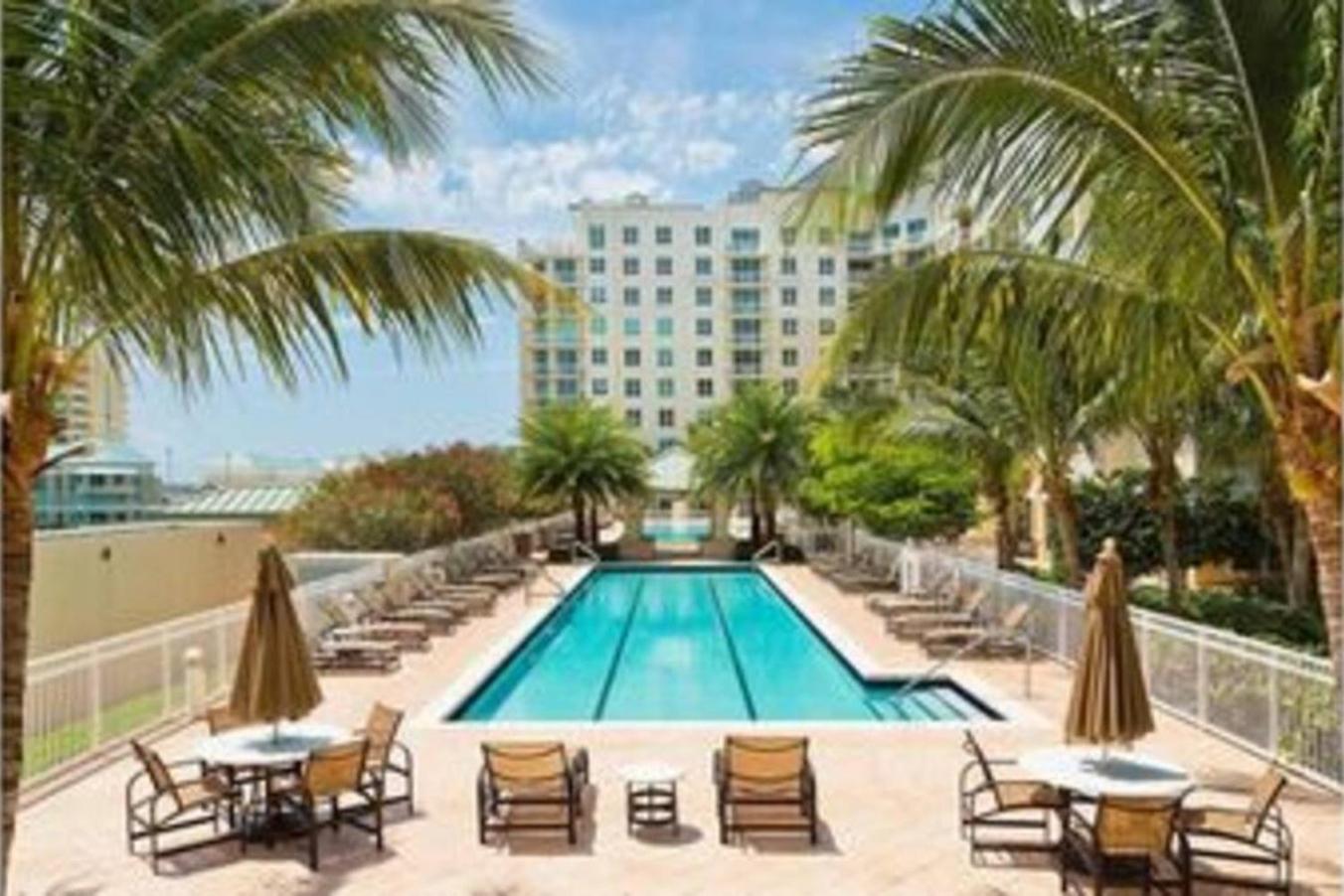 Apartment In Casa Costa Condo!Beach Pass Included Boynton Beach Eksteriør billede
