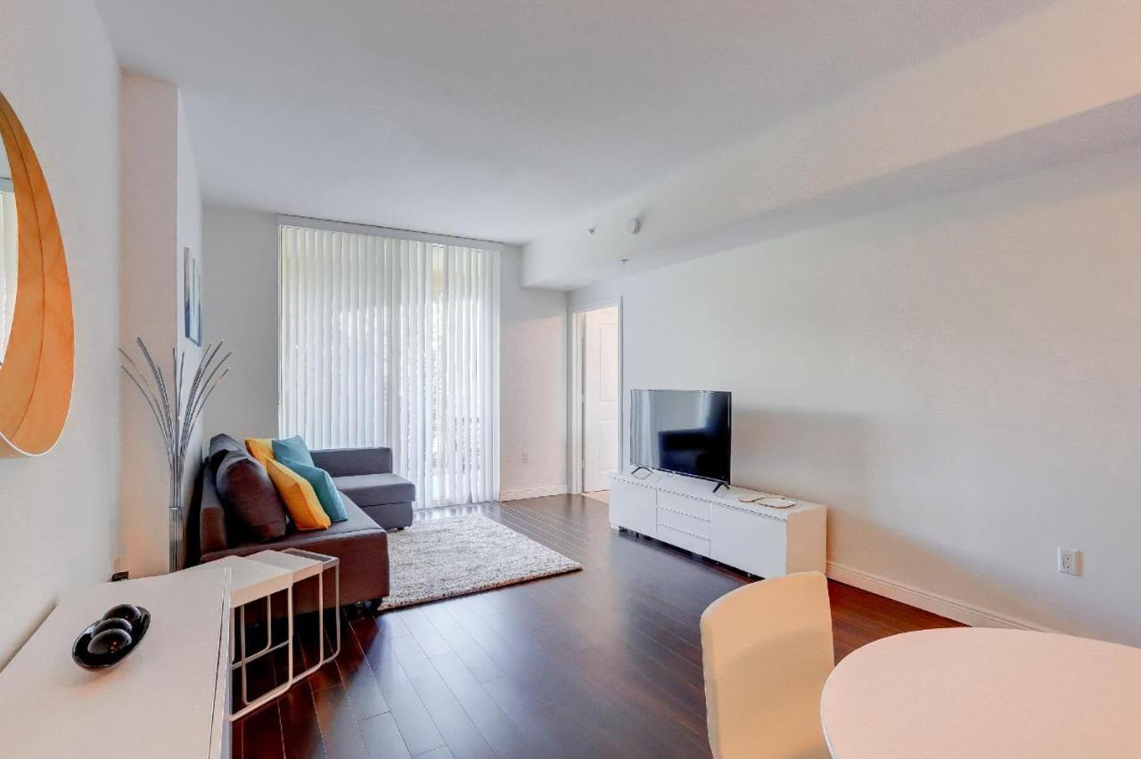 Apartment In Casa Costa Condo!Beach Pass Included Boynton Beach Eksteriør billede